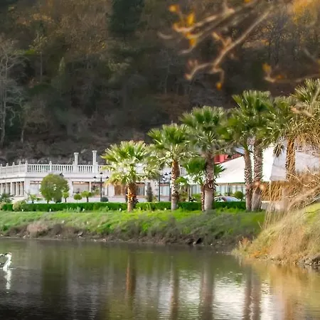 Apartamento Bahia De Rivela - Apartamento A La Orilla Del Rio En *